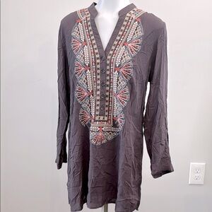 Embroidered V-Neck Long-Sleeve Tunic Top - Gray with Red Accents